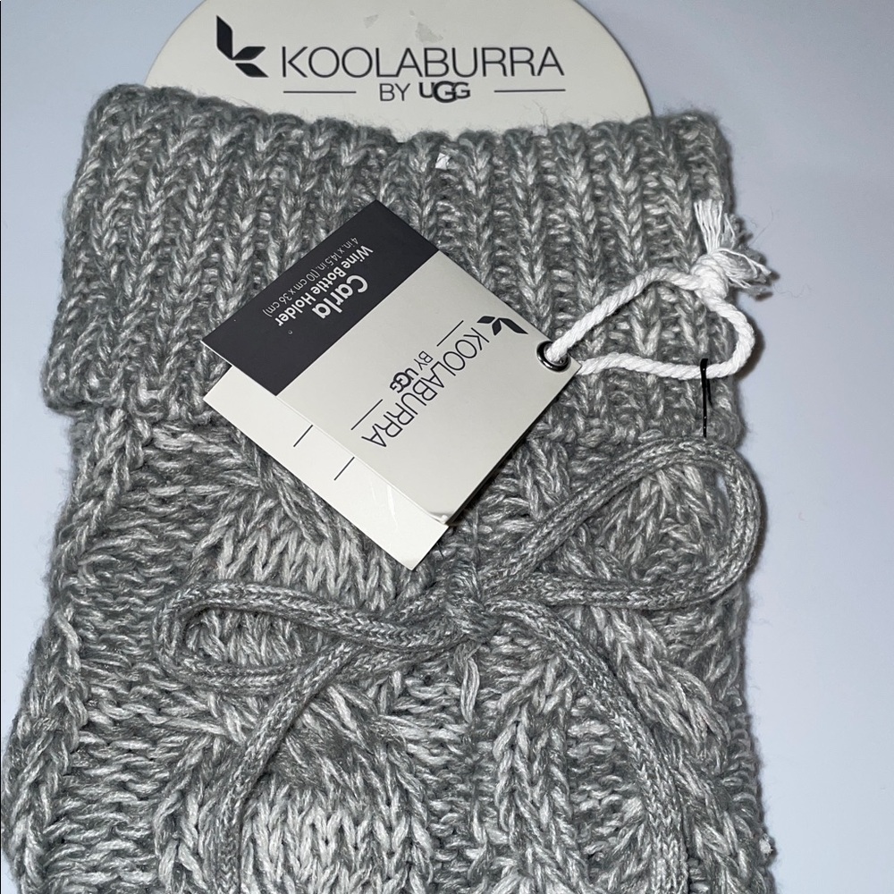 Koolaburra by Ugg Carla Wine Bottle Holder NWT Gray Stocking alt. Retail $ 35